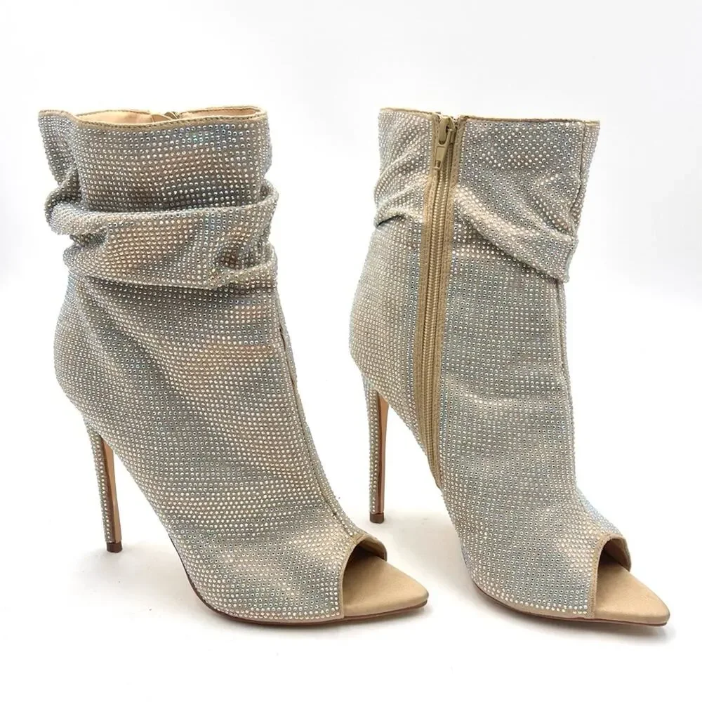 AZALEA WANG Women's Boots On A High Heel Rhinestones Beige Bandes SIZE 8